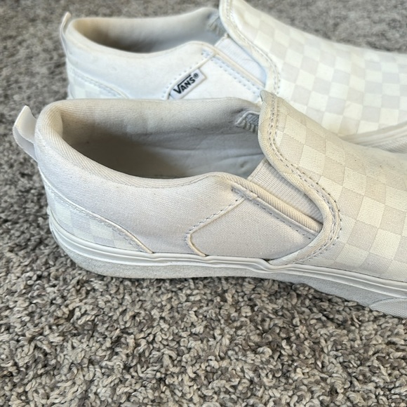White checkerboard vans - Picture 5 of 7